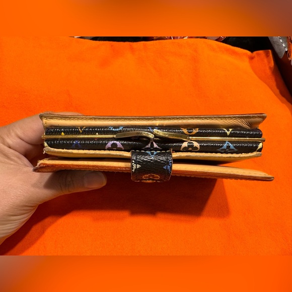 🎀Louis Vuitton Kisslock Multicolour wallet🎀 - Picture 5 of 14